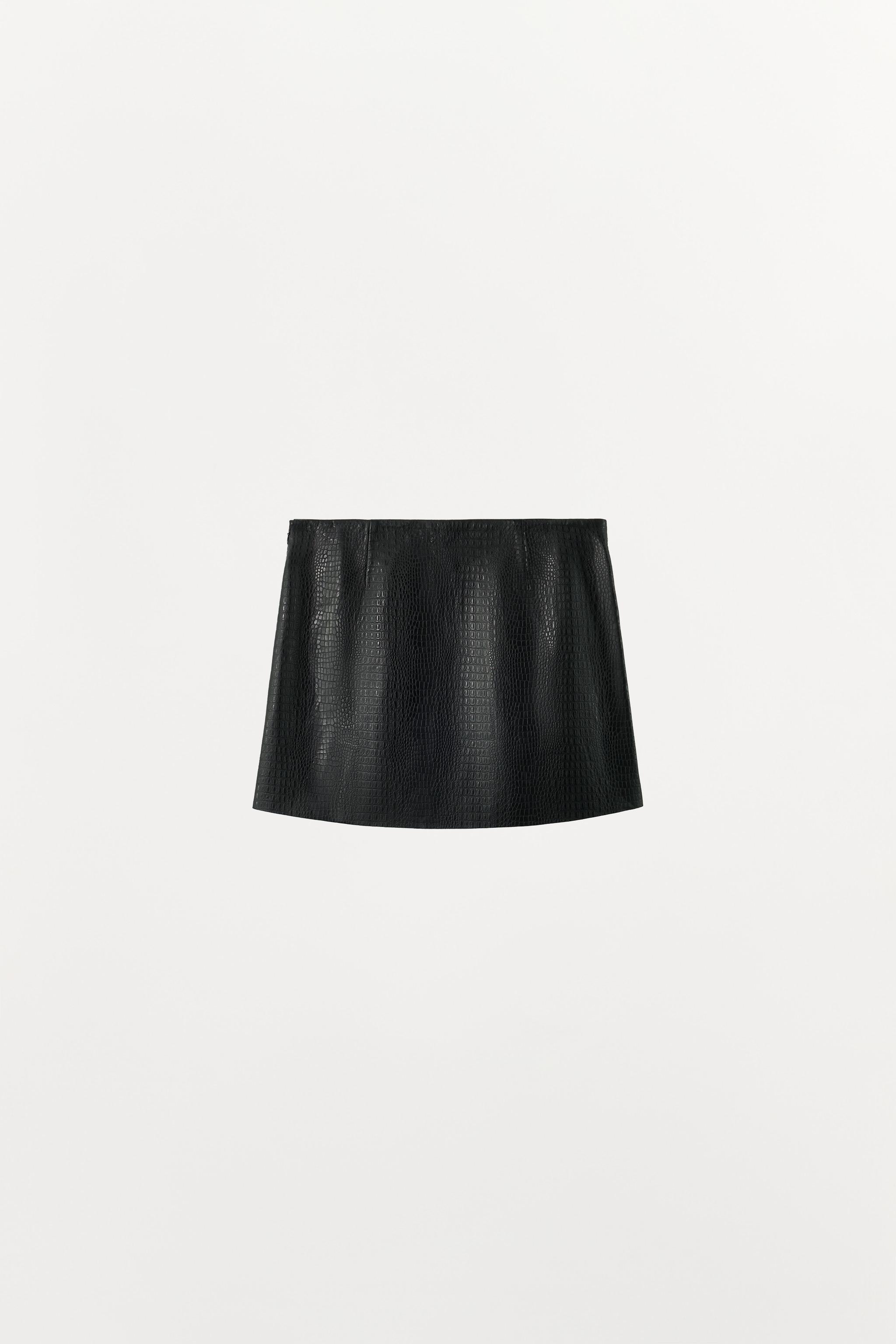 100% LEATHER MINI SKIRT